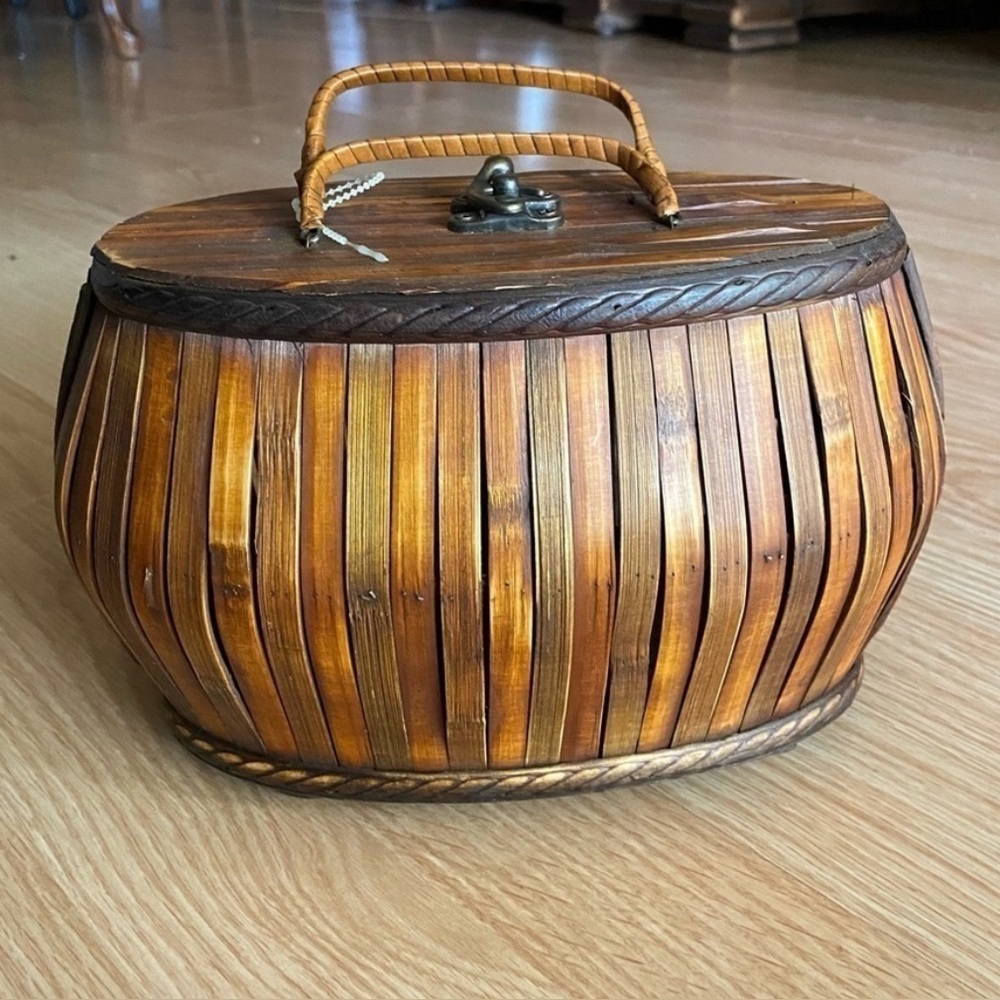 NEW Boho Bamboo Turn Lock Holder Decor Purse
